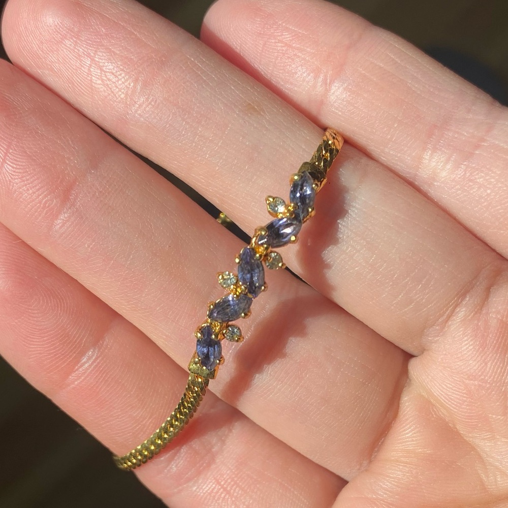 Amethyst - Picture 3 of 6